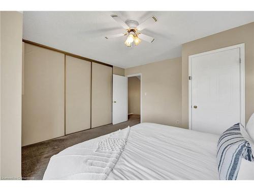 42-245 Bishop Street S, Cambridge, ON - Indoor Photo Showing Bedroom