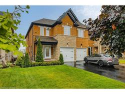 3466 Angel Pass Drive  Mississauga, ON L5M 7N4