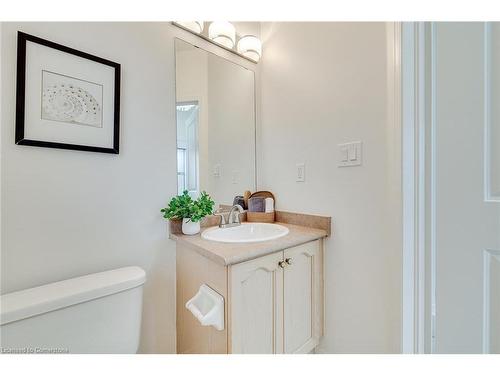 3466 Angel Pass Drive, Mississauga, ON - Indoor Photo Showing Bathroom