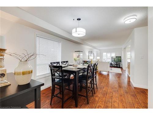 3466 Angel Pass Drive, Mississauga, ON - Indoor Photo Showing Dining Room