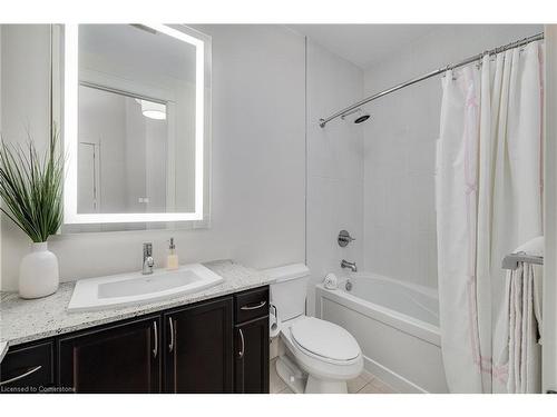 322-112 Benton Street, Kitchener, ON - Indoor Photo Showing Bathroom