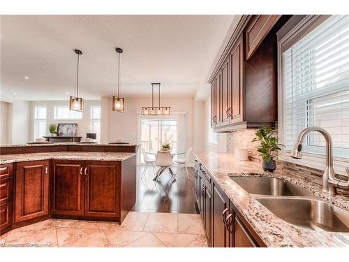 313 Zeller Drive, Kitchener, ON - Indoor Photo Showing Kitchen With Double Sink With Upgraded Kitchen