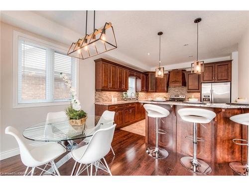 313 Zeller Drive, Kitchener, ON - Indoor Photo Showing Dining Room