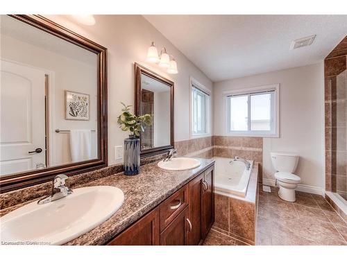 313 Zeller Drive, Kitchener, ON - Indoor Photo Showing Bathroom