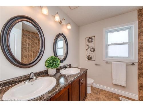 313 Zeller Drive, Kitchener, ON - Indoor Photo Showing Bathroom