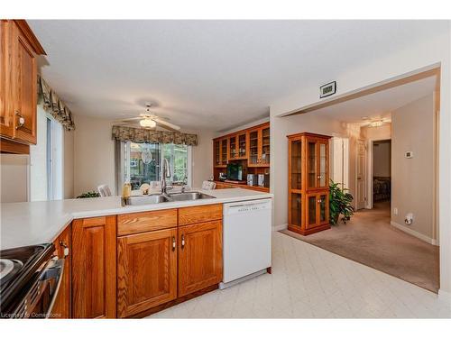 219 Misty Court, Kitchener, ON - Indoor Photo Showing Kitchen With Double Sink