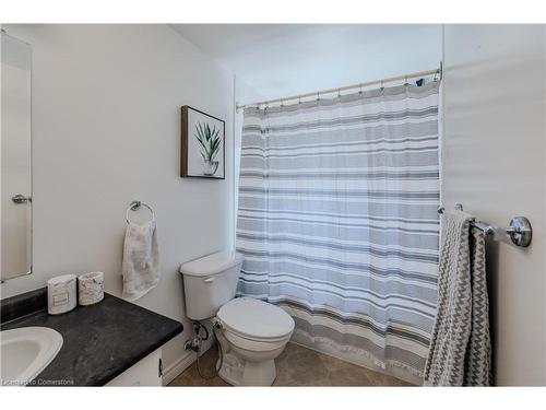 35-60 Elmsdale Drive, Kitchener, ON - Indoor Photo Showing Bathroom