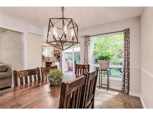 35 Middlemiss Crescent, Cambridge, ON - Indoor Photo Showing Dining Room