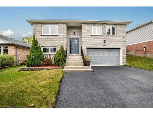 10 Costain Court, Kitchener, ON - Outdoor With Facade