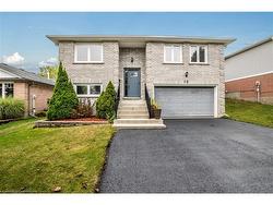 10 Costain Court  Kitchener, ON N2N 3A5