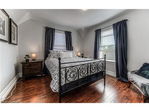 93 Joseph Street, Kitchener, ON - Indoor Photo Showing Bedroom