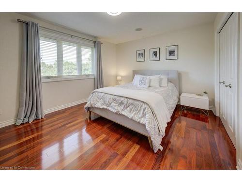 58 West Acres Crescent, Kitchener, ON - Indoor Photo Showing Bedroom