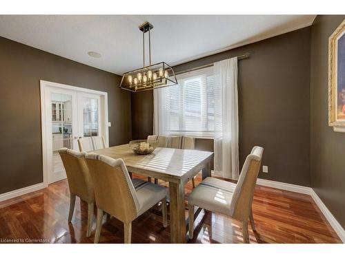 58 West Acres Crescent, Kitchener, ON - Indoor Photo Showing Dining Room