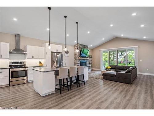 34 North Street W, Tillsonburg, ON - Indoor Photo Showing Kitchen With Stainless Steel Kitchen With Upgraded Kitchen