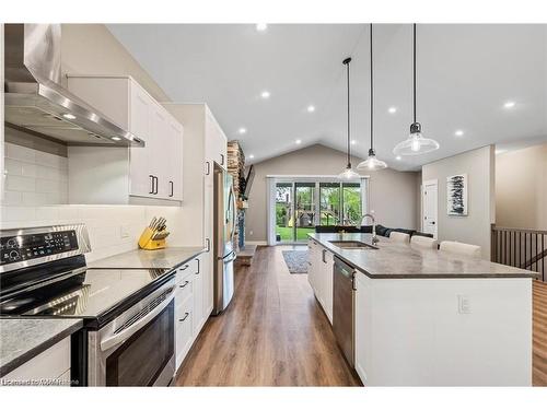 34 North Street W, Tillsonburg, ON - Indoor Photo Showing Kitchen With Stainless Steel Kitchen With Upgraded Kitchen