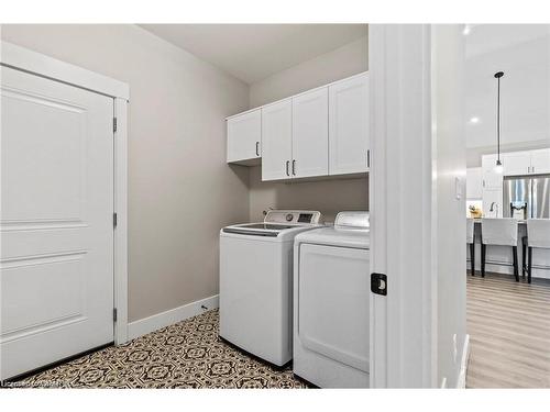 34 North Street W, Tillsonburg, ON - Indoor Photo Showing Laundry Room