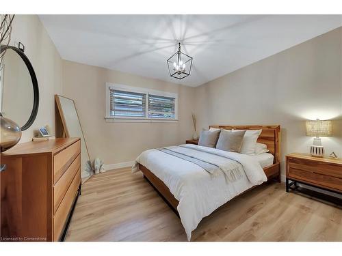 42 Sandra Avenue, Kitchener, ON - Indoor Photo Showing Bedroom