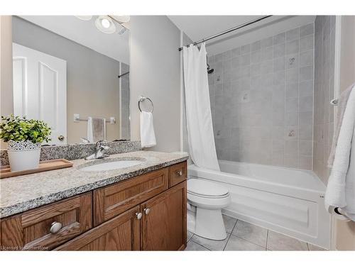 547 St Moritz Avenue, Waterloo, ON - Indoor Photo Showing Bathroom