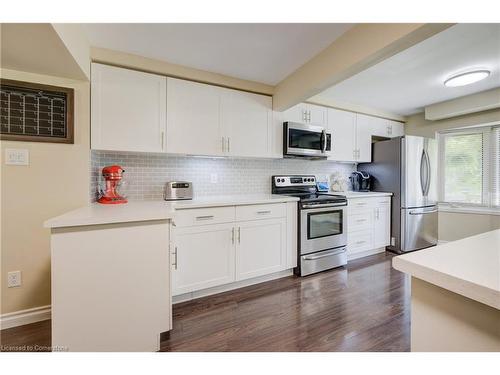 660 Hillview Road, Cambridge, ON - Indoor Photo Showing Kitchen With Stainless Steel Kitchen