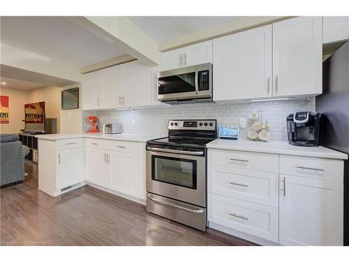 660 Hillview Road, Cambridge, ON - Indoor Photo Showing Kitchen