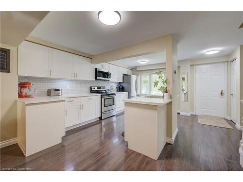 660 Hillview Road, Cambridge, ON - Indoor Photo Showing Kitchen