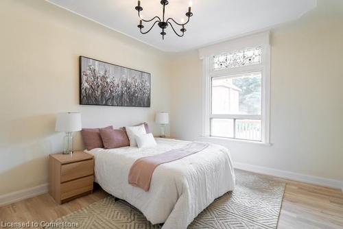 236 Church Street N, Cambridge, ON - Indoor Photo Showing Bedroom