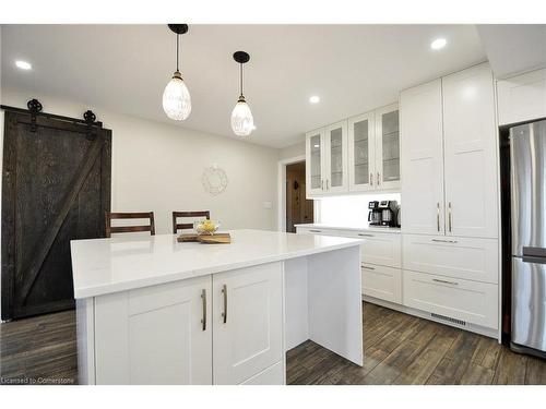 67 Copperfield Drive, Cambridge, ON - Indoor Photo Showing Kitchen With Upgraded Kitchen