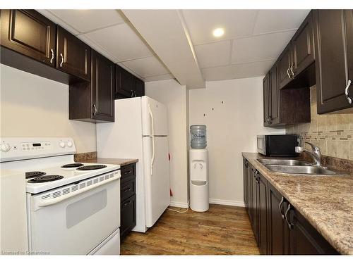 67 Copperfield Drive, Cambridge, ON - Indoor Photo Showing Kitchen With Double Sink