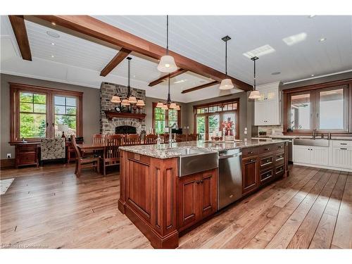 1305 Sawmill Road, West Montrose, ON - Indoor Photo Showing Kitchen With Upgraded Kitchen