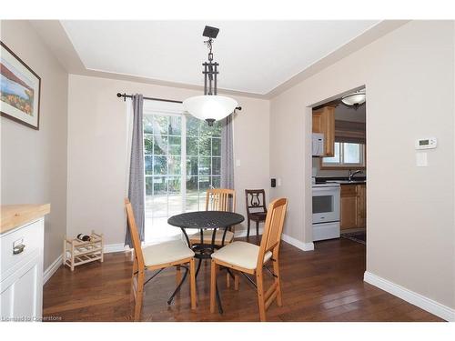 385 Greenbrook Drive, Kitchener, ON - Indoor Photo Showing Dining Room