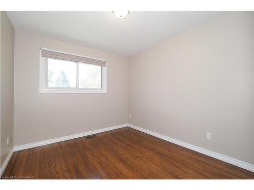 385 Greenbrook Drive, Kitchener, ON - Indoor Photo Showing Other Room