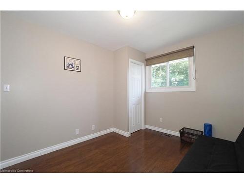 385 Greenbrook Drive, Kitchener, ON - Indoor Photo Showing Other Room