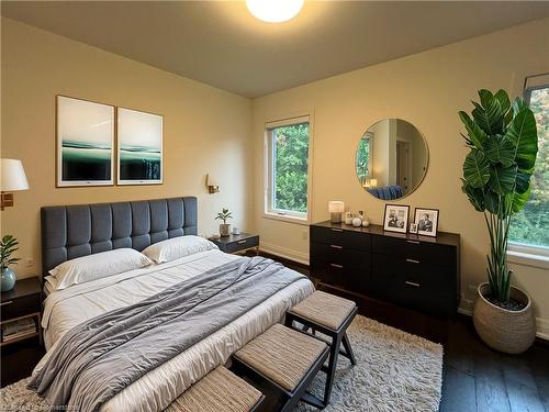 30-258 Hespeler Road, Cambridge, ON - Indoor Photo Showing Bedroom