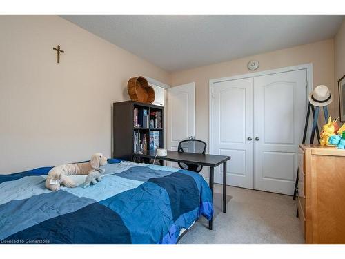 207 Theodore Schuler Boulevard, New Hamburg, ON - Indoor Photo Showing Bedroom