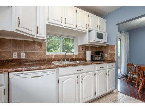 80 Clive Road, Kitchener, ON - Indoor Photo Showing Kitchen With Double Sink