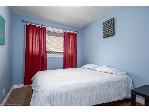 80 Clive Road, Kitchener, ON - Indoor Photo Showing Bedroom