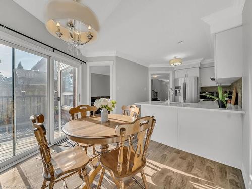 72 Wood Grove Crescent, Cambridge, ON - Indoor Photo Showing Dining Room