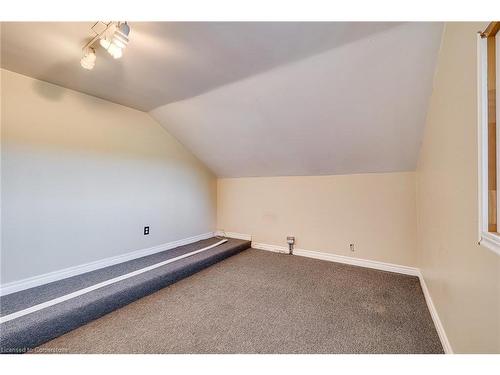 1221 Lobsinger Line, Waterloo, ON - Indoor Photo Showing Other Room