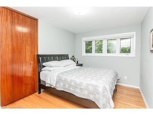 36 Ruskview Road, Kitchener, ON - Indoor Photo Showing Bedroom