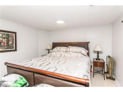 36 Ruskview Road, Kitchener, ON - Indoor Photo Showing Bedroom