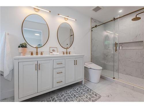 195 Riverbank Drive, Cambridge, ON - Indoor Photo Showing Bathroom