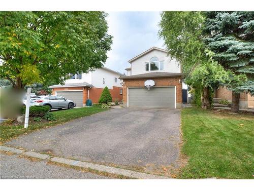 532 Silvermeadow Place, Waterloo, ON - Outdoor