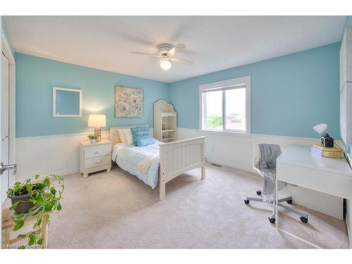 532 Silvermeadow Place, Waterloo, ON - Indoor Photo Showing Bedroom