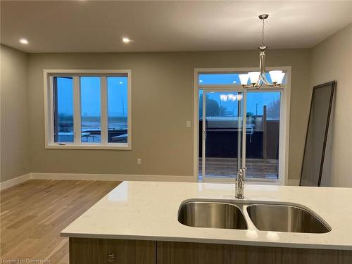 4-745 Chelton Road, London, ON - Indoor Photo Showing Kitchen With Double Sink