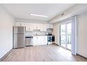 506-595 Strasburg Road, Kitchener, ON  - Indoor Photo Showing Kitchen 