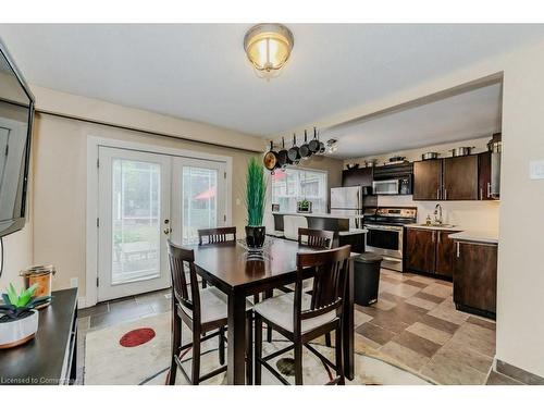 88 Charles Best Place, Kitchener, ON - Indoor Photo Showing Dining Room