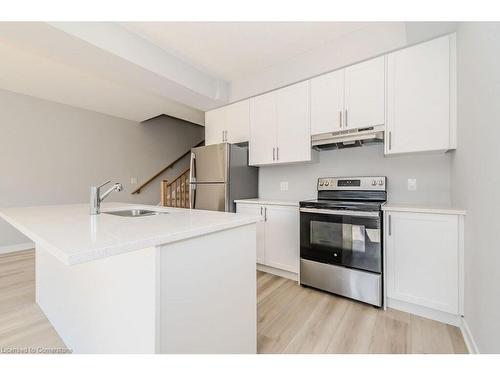 2-9A Maple Street, Perth East, ON - Indoor Photo Showing Kitchen