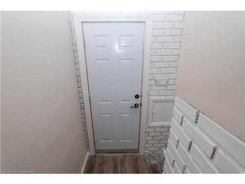 75 Stewart Avenue, Cambridge, ON - Indoor Photo Showing Other Room