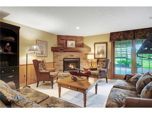 6690 Gore Road, Puslinch, ON - Indoor Photo Showing Living Room With Fireplace