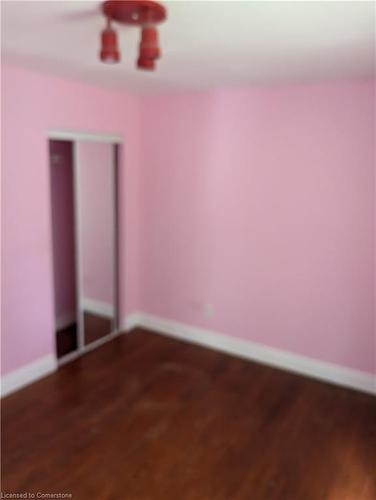 15 Shade Street, Cambridge, ON - Indoor Photo Showing Other Room